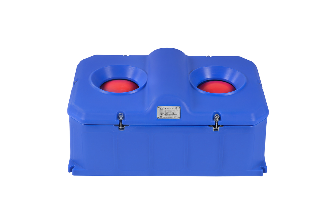 LLDPE Samochodowy podlewacz dla bydła z 1 zestawem dysków grzewczych 220V300W dla bydła