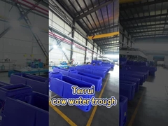 Wygodny i łatwy w czyszczeniu wodnik dla krów z przepływem 120 l / 31 gal na minutę